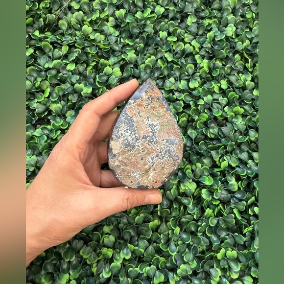 Titanium Quartz - Picture 4 of 5